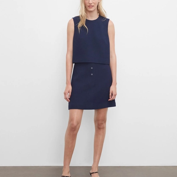 Textured Button Mini Skirt - New With Tags - NEVER WORN - Navy